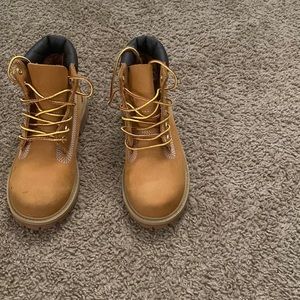 Timberland boots size 1 kids